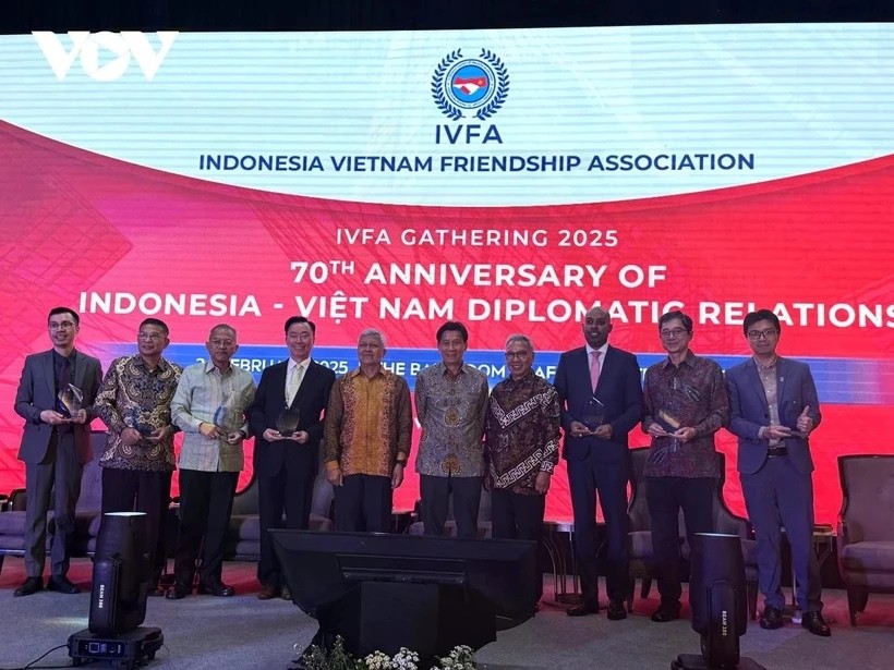 Vietnam News Today (Feb. 25): Vietnam-Indonesia Diplomatic Ties Marked in Jakarta