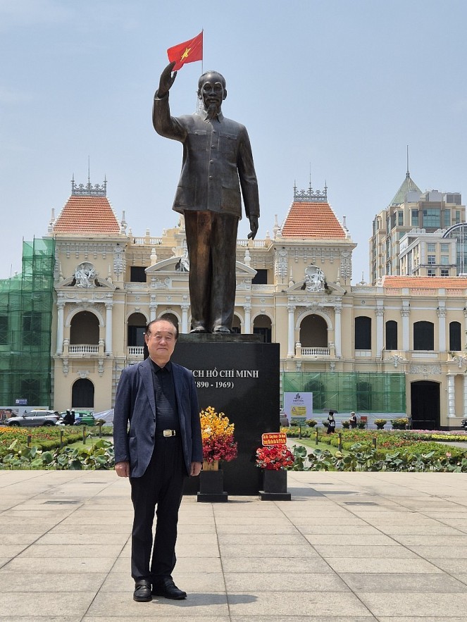 Professor Ahn Kyong-Hwan: Vietnamese Have Strong 'Can-Do' Spirit