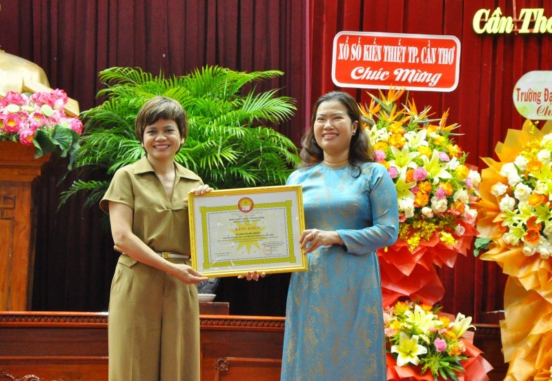 The Asia Foundation Awards 101 Scholarships to Can Tho Female Students