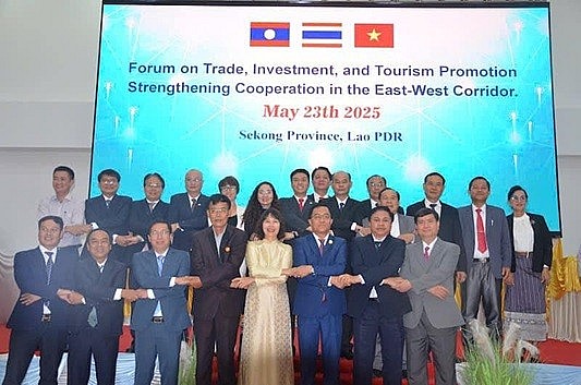 Promote Local Cooperation among Vietnam-Laos-Thailand on East-West Economic Corridor