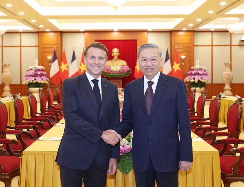 Vietnam News Today (May 27): Vietnam Treasures Multifaceted Collaboration with France