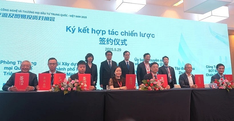 At the signing ceremony between NSSC and CCPIT (Photo: VNA)