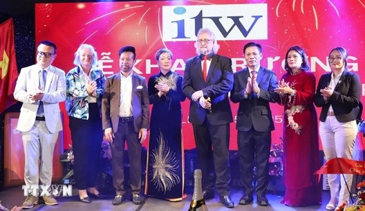 Language and Vocational School for Vietnamese launched in Germany
