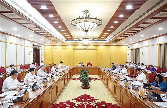 Vietnam News Today (Jun. 7): Prime Minister works with Estonian firms to accelerate projects in Vietnam