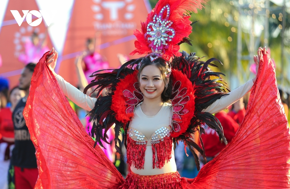 Winter carnival excites crowds in Quang Ninh province