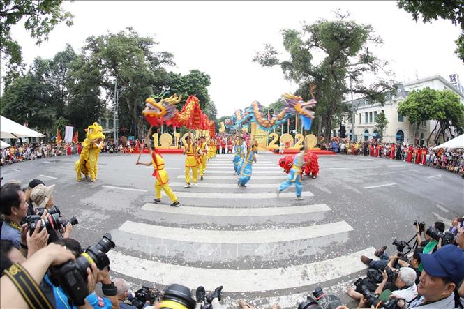 Hanoi might suspend unnecessary festivals over Covid-19 concerns