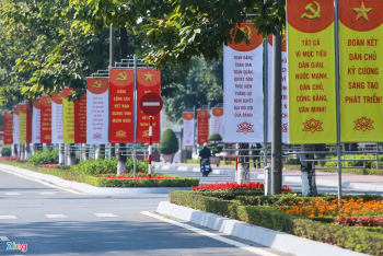 hanoi streets radiantly adorned to welcome 13th national party congress