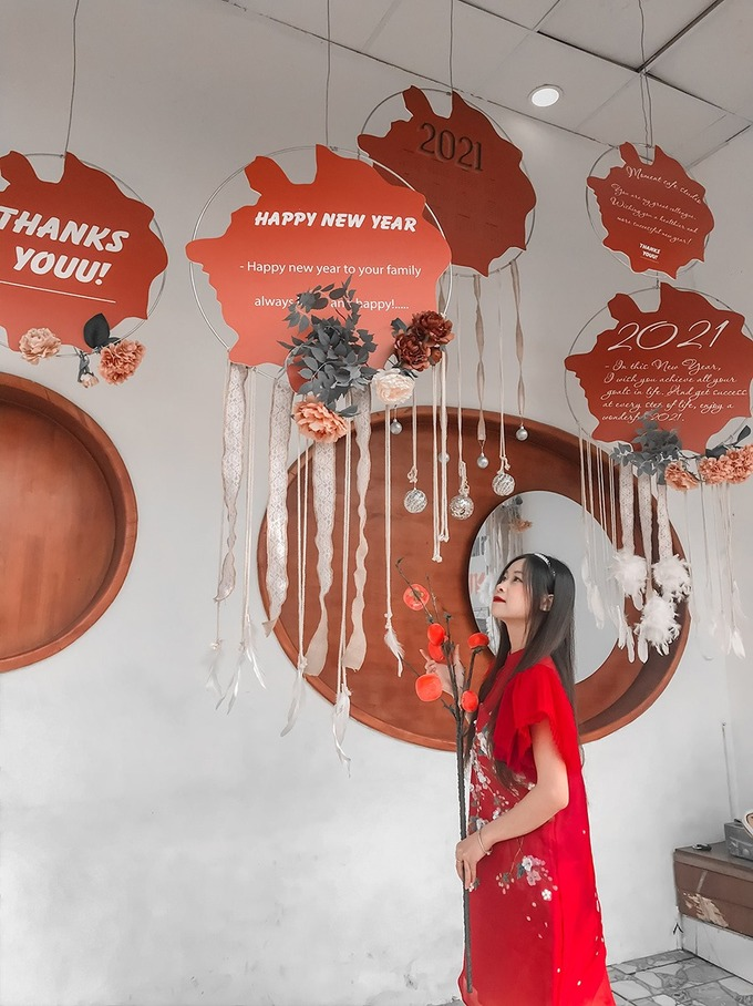 Four coffee shops with Tet holiday-themed decorations in Hanoi