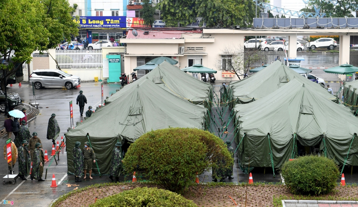 Covid-19 field hospital established in only four hours in Hanoi