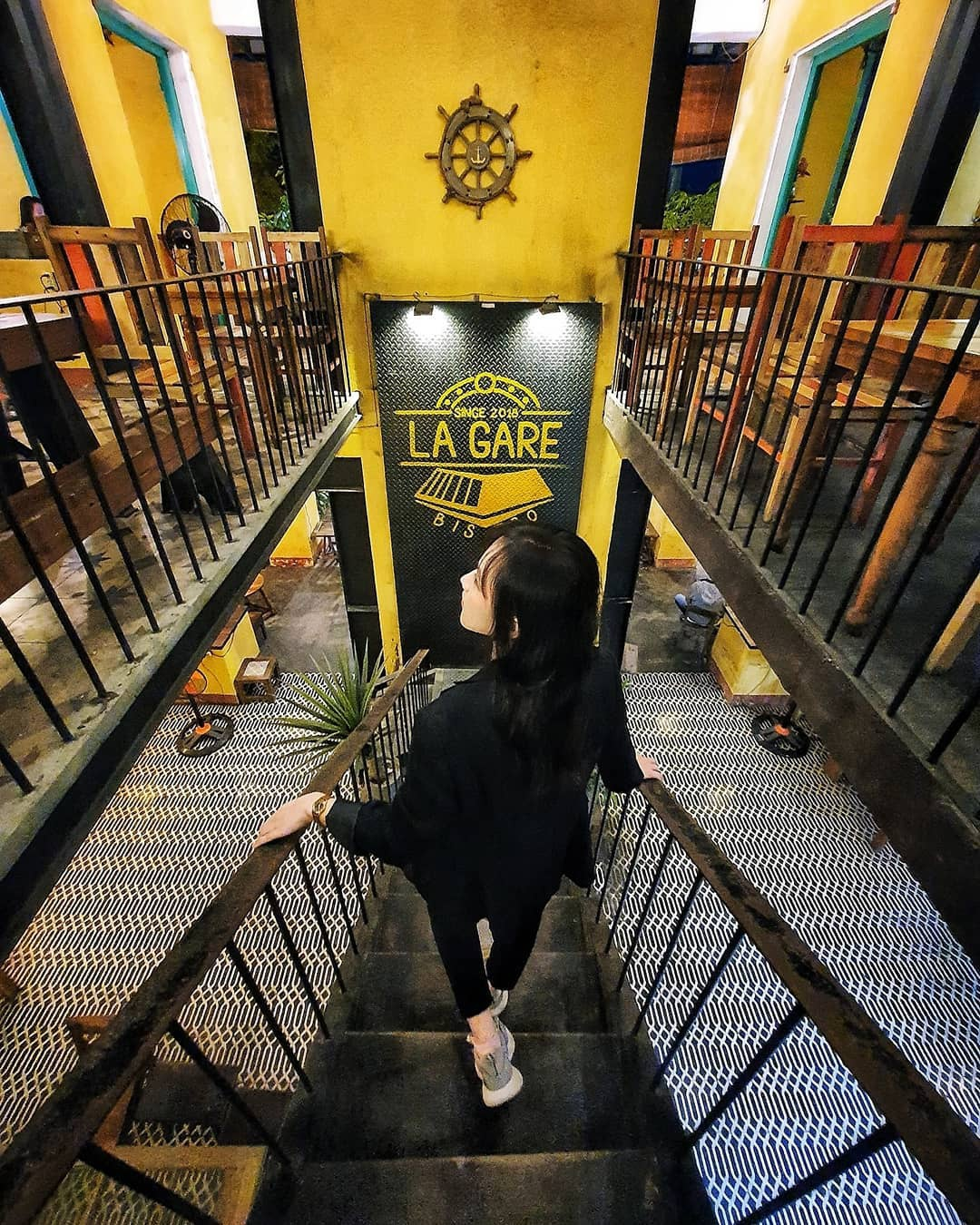 Three cafes attracting youngsters in Hue