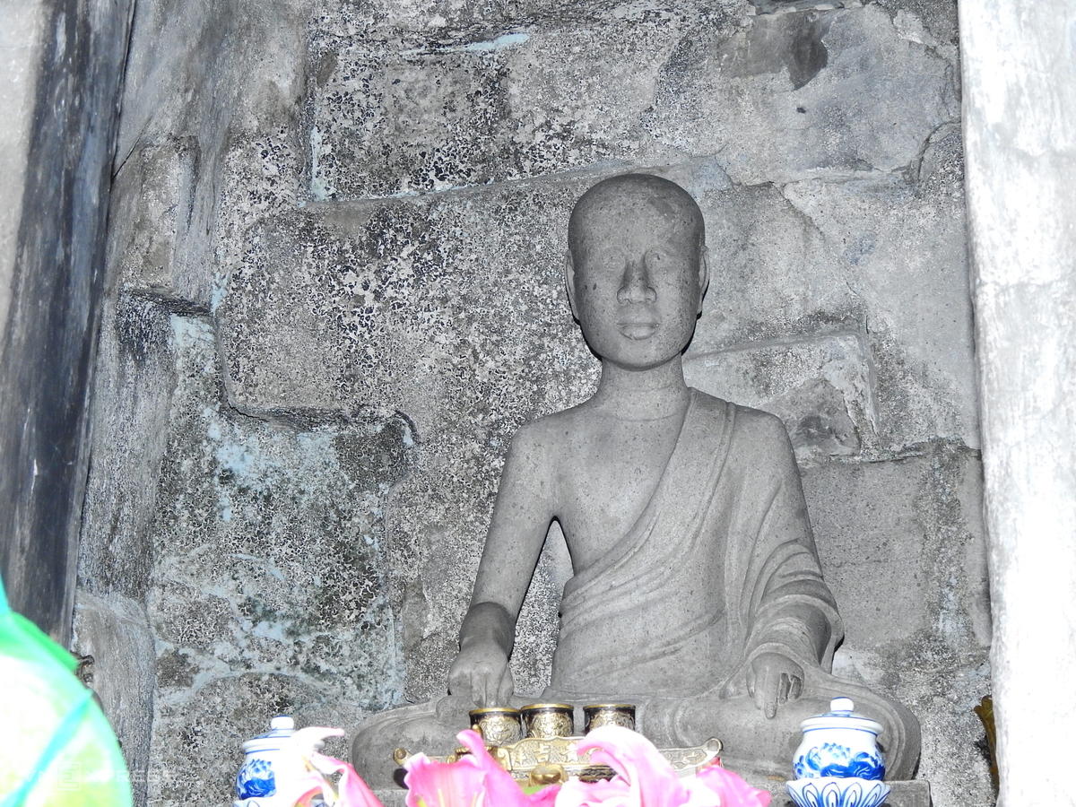 Famously religious scenic and relic complex Yen Tu deserted during epidemic time