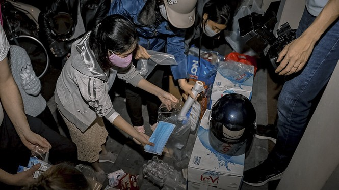 British expat gives a hand to the homeless in Hanoi