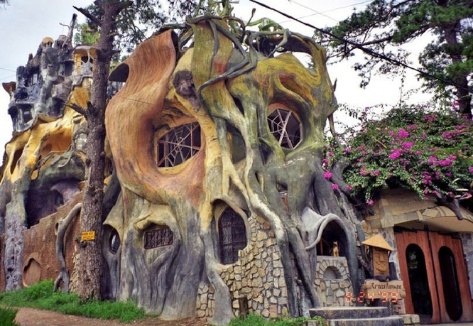 'One-of-a-kind' houses in Vietnam