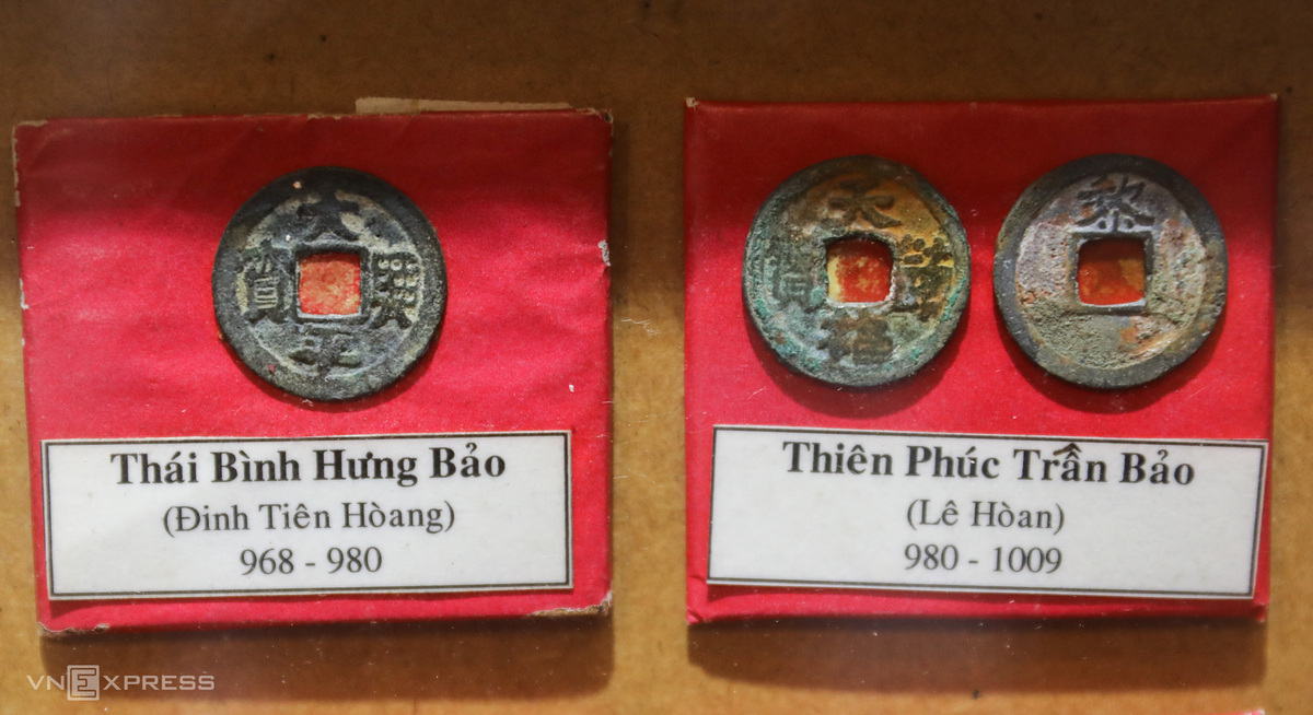 Unique collection of 'fossil' ancient coins of Saigon’s man