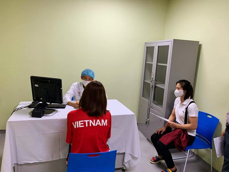 First Vietnamese high-achieving athletes receive Covid-19 vaccine