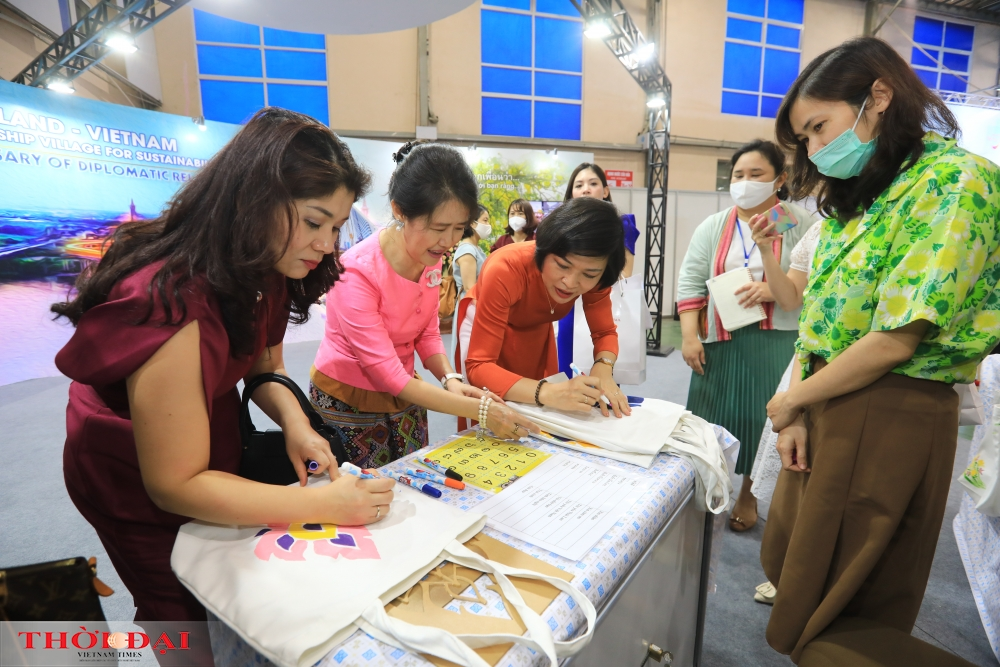 Vietnam-Thailand Friendship Village contributes to fostering bilateral trade relations