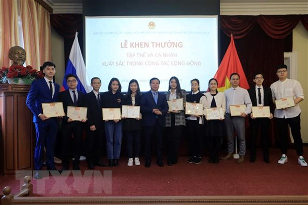 Vietnamese community in Russia unites to surmount difficulties caused by Covid-19