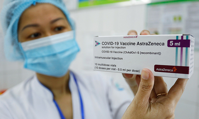 over 55000 vietnamese receiving astrazeneca vaccine low rate of post injection reaction shown