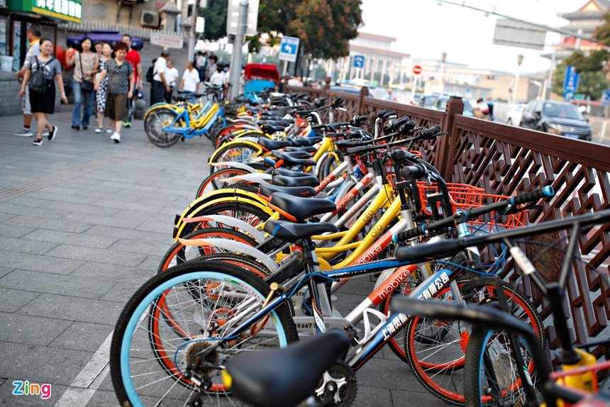 Ho Chi Minh City starts piloting public bicycles