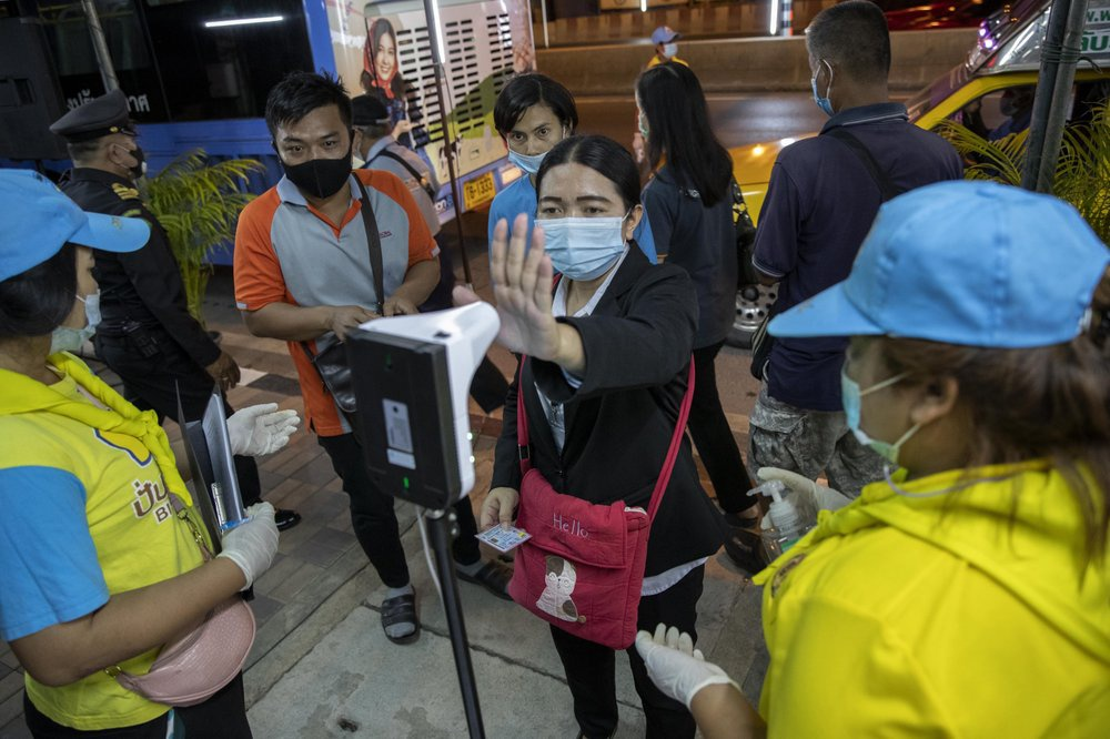 vietnamese people in thailand grapple with the most severe covid 19 outbreak