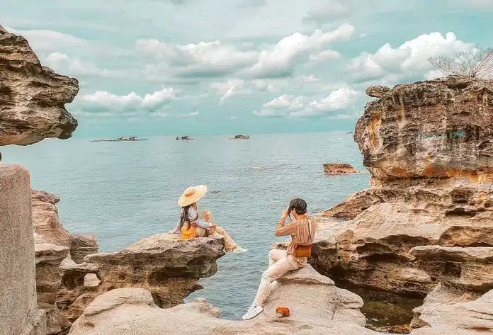 Phu Quoc among world's 15 best islands to retire in 2021