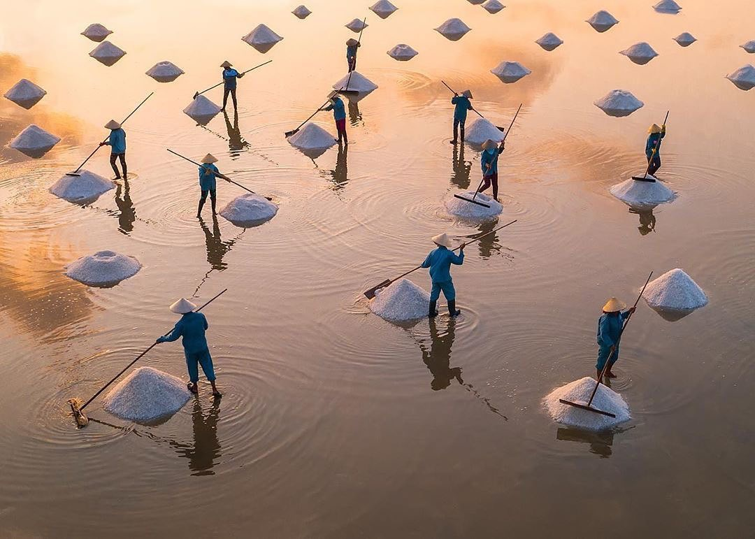 Top 4 magnificent salt fields in Vietnam's Central region