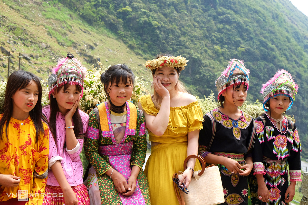 Ha Giang, colorful beauty of nature and people