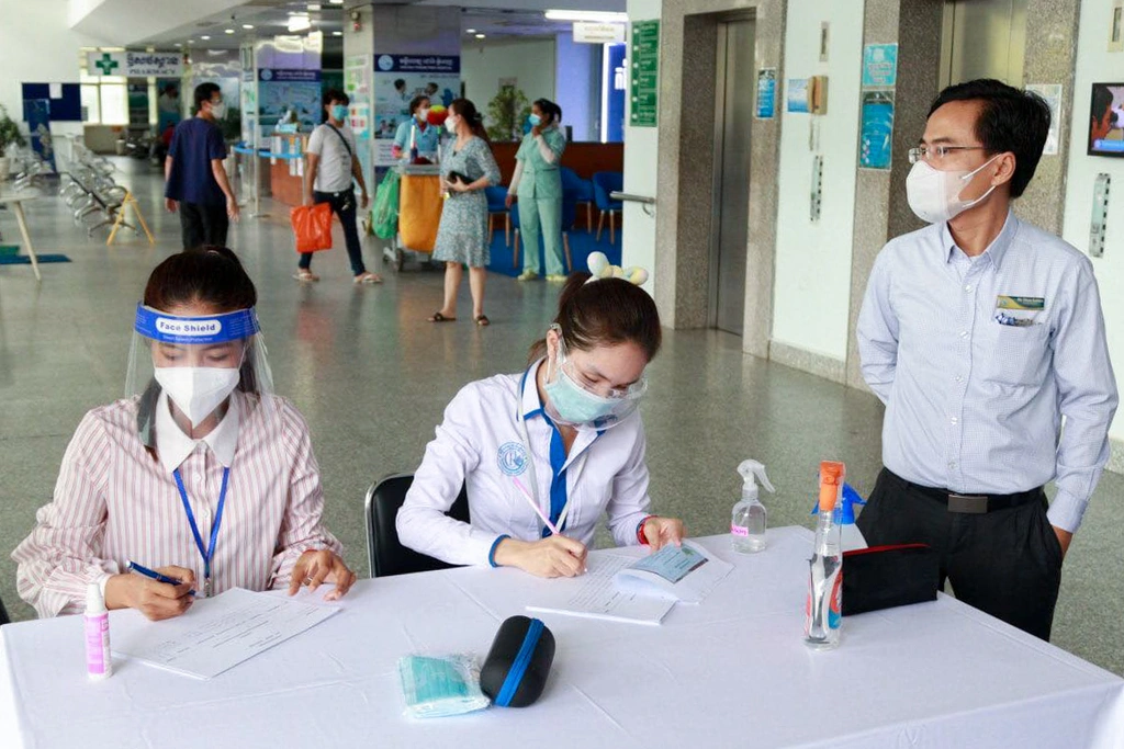 Inside Cho Ray Phnom Penh Hospital in Covid-19 epicenter