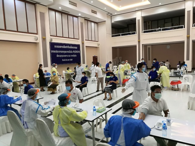13 Vietnamese in Laos infected with Covid-19