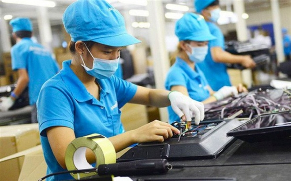 Vietnam attracts $12 bln in FDI in four months