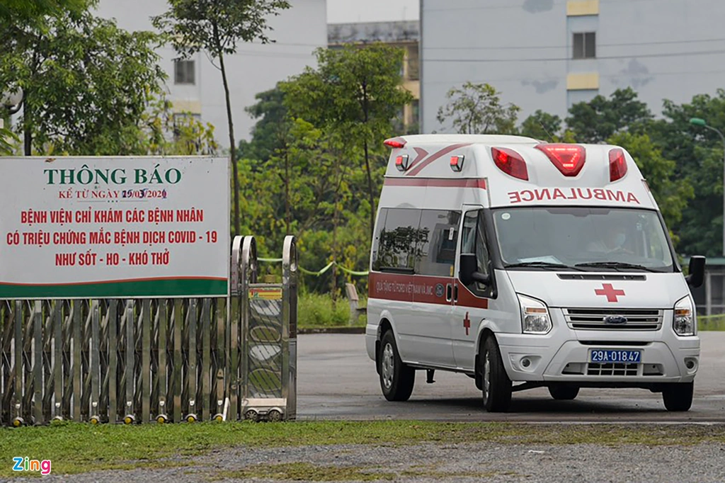 Hanoi frontline hospital in Covid-19 fight put under lockdown