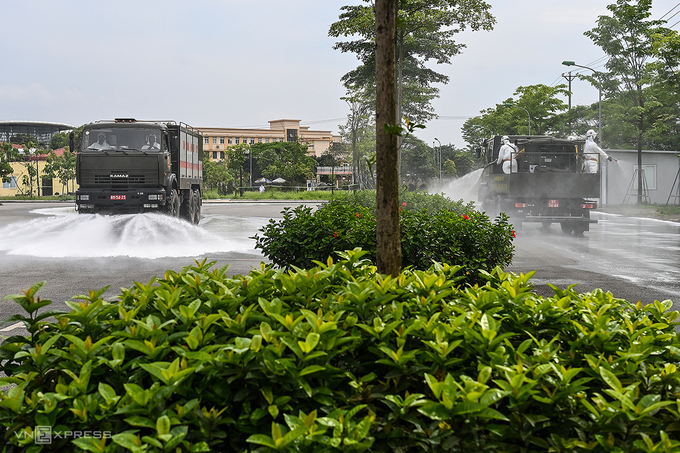 “Covid-19 outbreak in Hanoi frontline hospital may be caused by cross-infection”