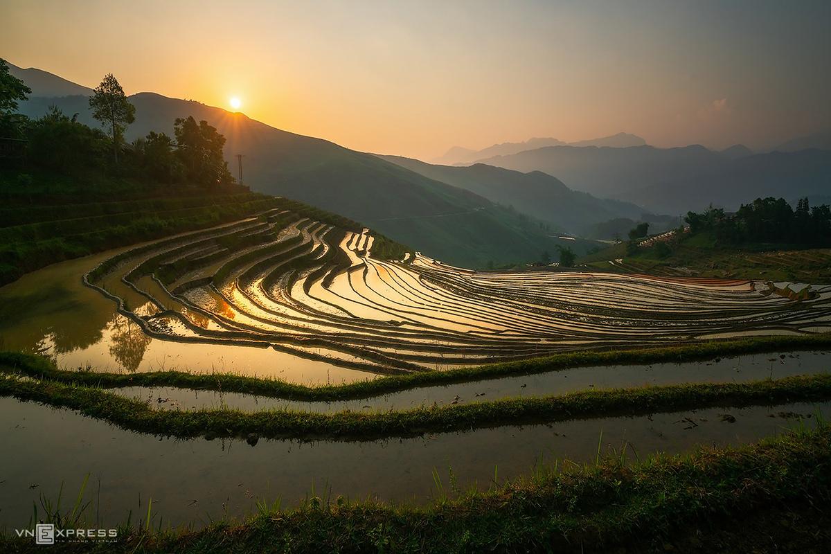 Bat Xat terraced fields mesmerizing in watery season