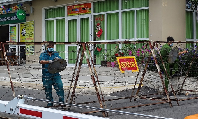 HCM City bans gatherings of over 20 people in public spaces