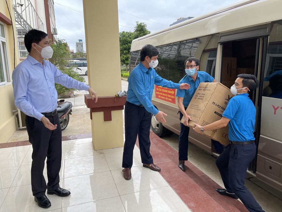 'Zero dong supermarket' provides essentials in Bac Giang coronavirus hotspot