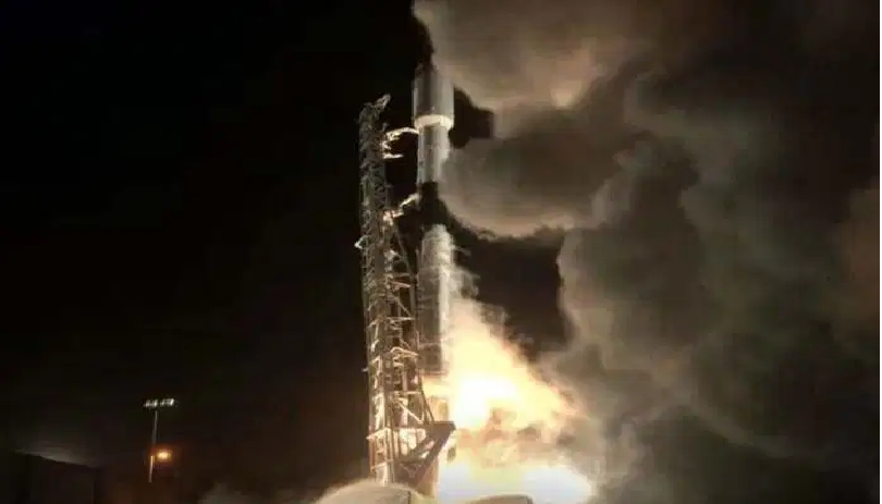 spacex successfully launched 60 starlink satellites into the orbit