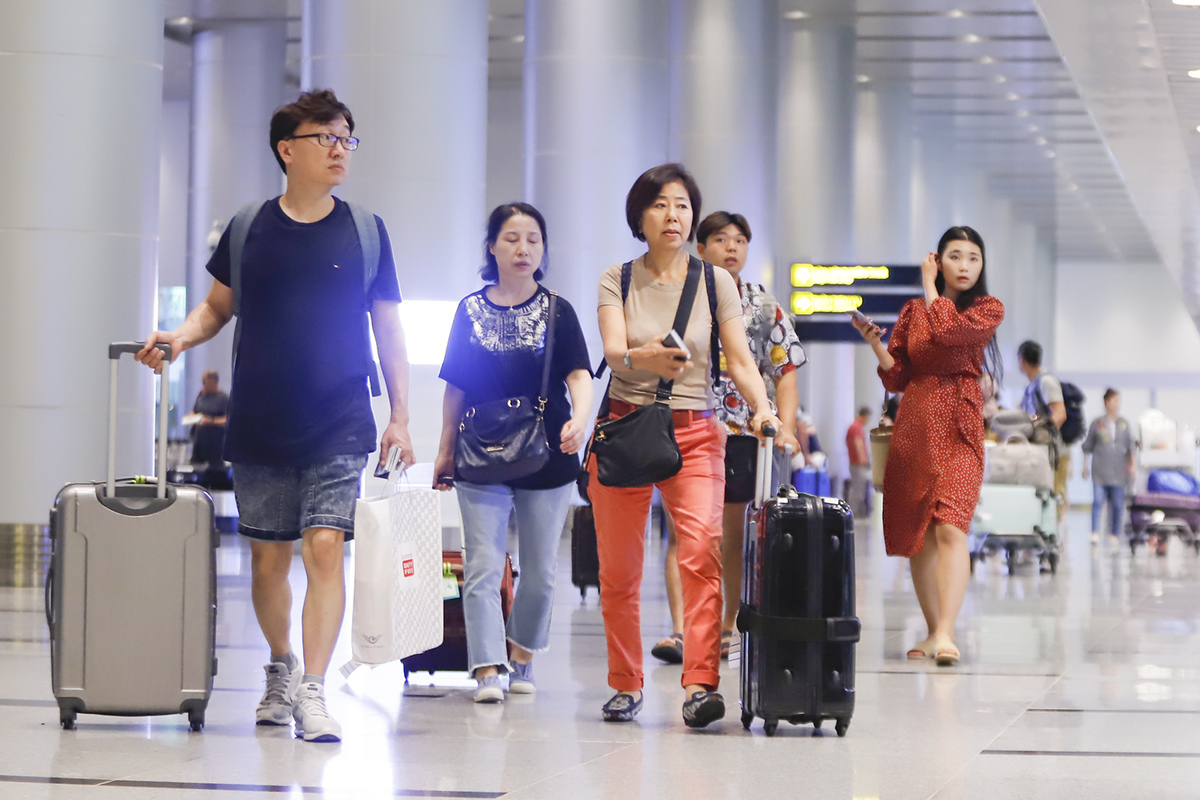 vietnam partially resumes travel with south korea and japan