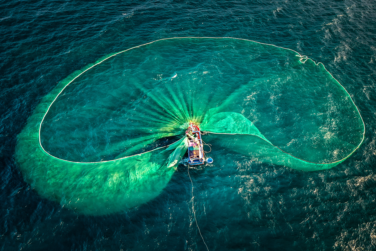 Breath-taking bird-eye view of Khanh Hoa - Phu Yen route