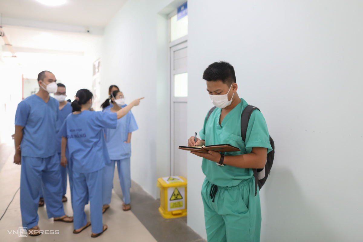 Covid-19 outbreaks in Bac Giang localized, ICU center put into operation