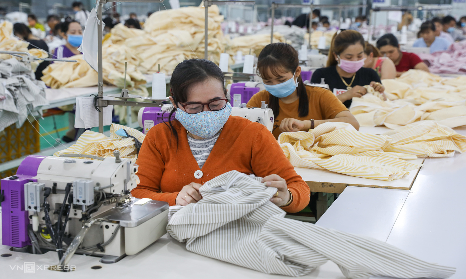 Vietnam’s textile and footwear exports enjoy vigorous growth in five months