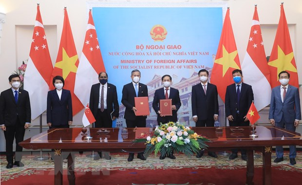 Singapore willing to cooperate with Vietnam in accessing Covid-19 vaccines