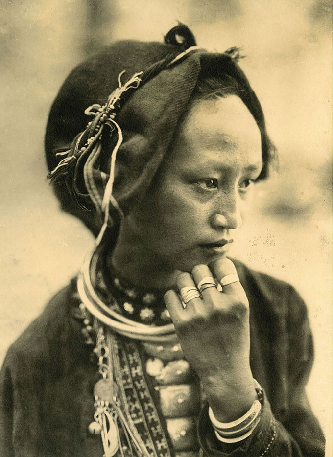 Vietnamese women 100 years ago under foreign photographers’ lens