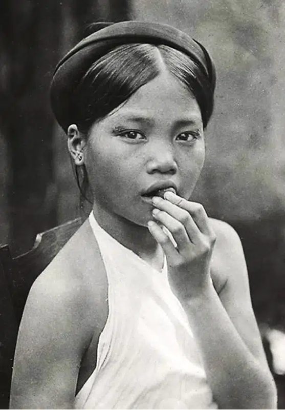 Timeless beauties: Vietnamese women, from 100 years ago, under foreign photographers’ lens