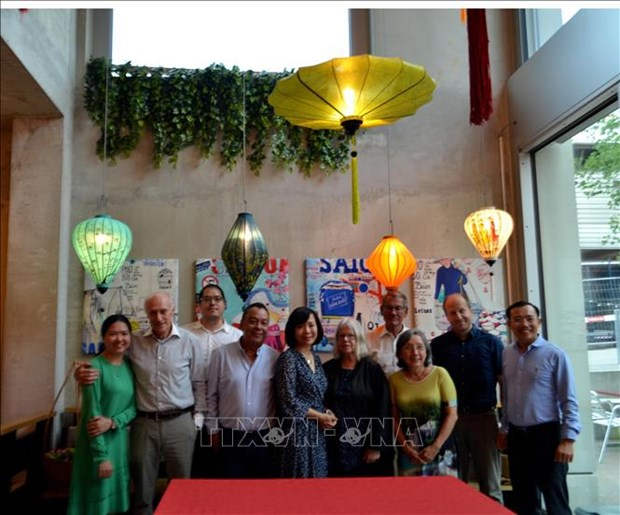 Overseas Vietnamese in Ukraine, Switzerland helps domestic citizens with donations