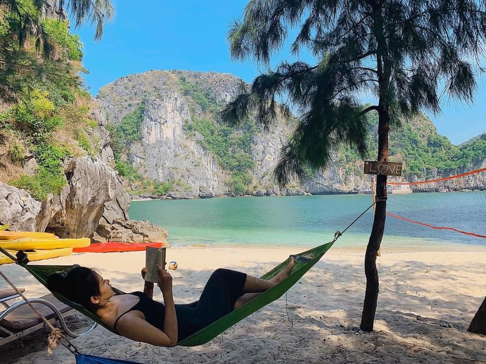 Uncharted Island with one shoal, two coastlines in northern Vietnam