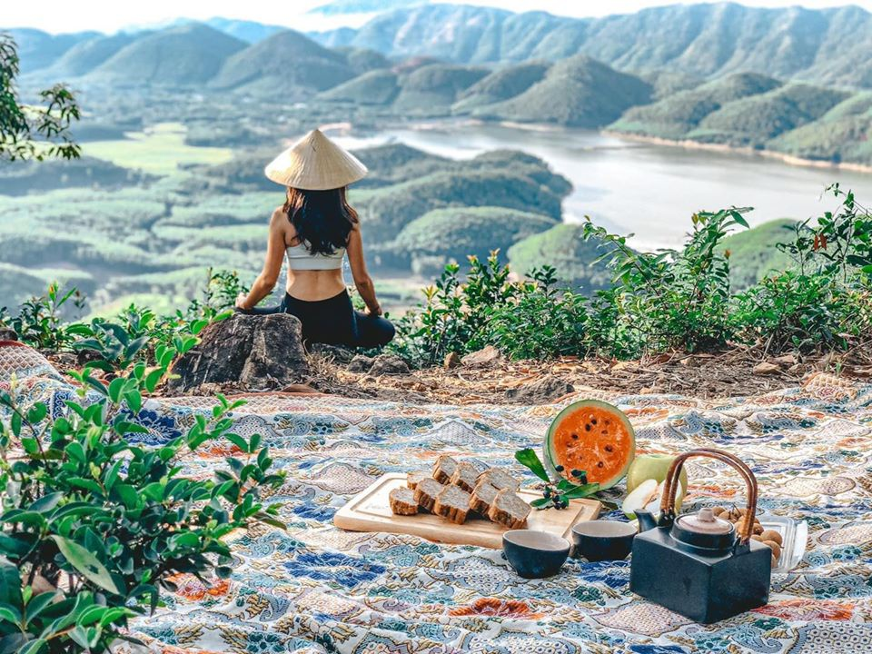 hon vuon mountain a new charm in central vietnam