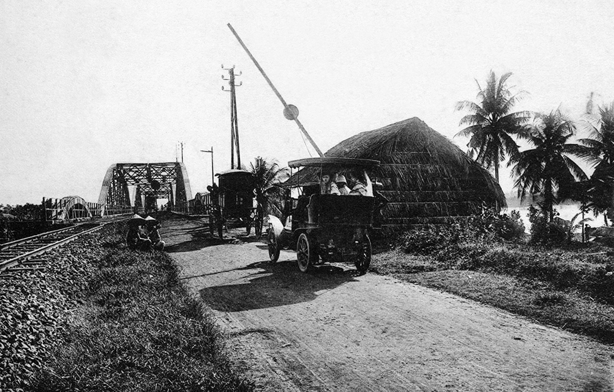 Tourist attractions in Vietnam 100 years ago through French photographer’s lens