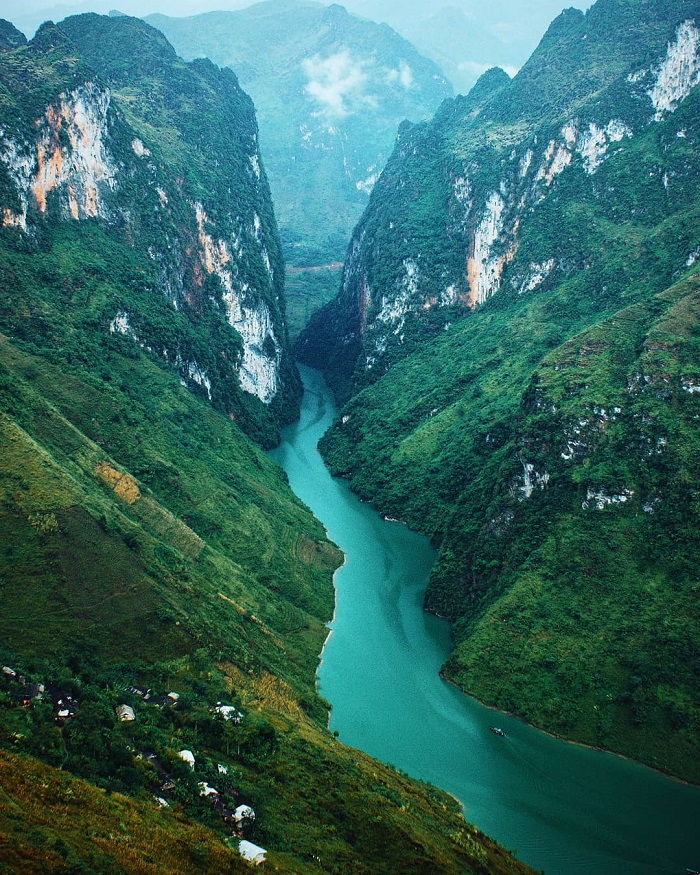 Picturesque mountainous towns in Northwestern Vietnam