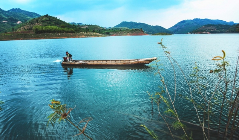 ta dung lake ha long bay of central highlands