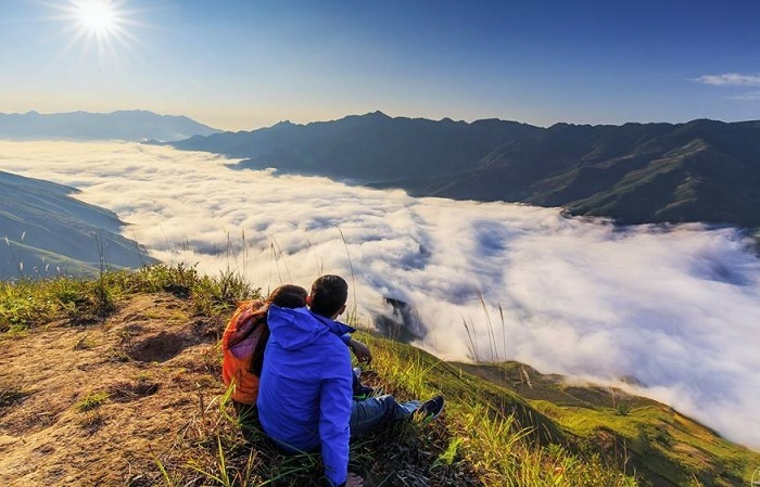 exploring valley of clouds in northern vietnam